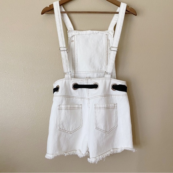 Le Lis Tie Waist White Overall Shorts - Picture 3 of 5